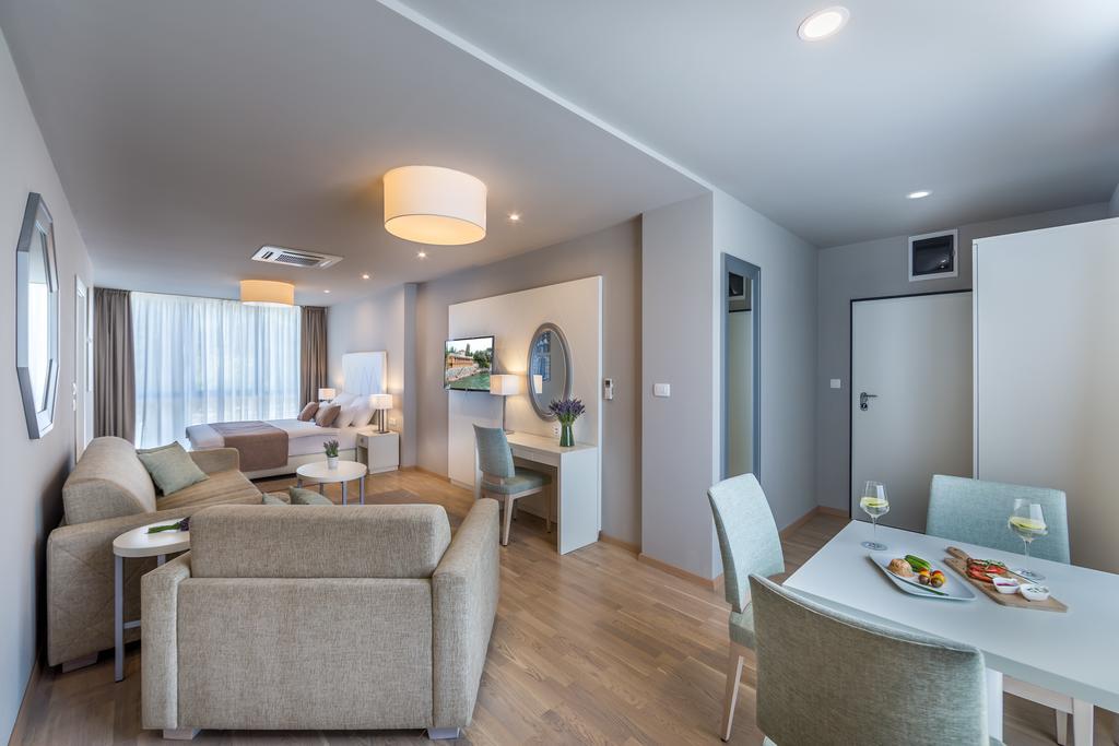 Apartments & Rooms Preelook Opatija Eksteriør bilde